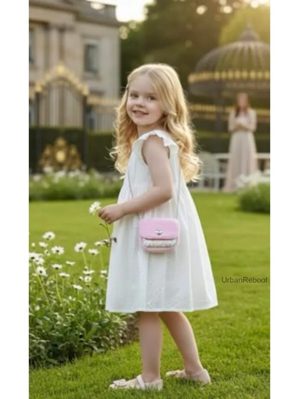 Girls Small Fluffy Crossbody Bag Faux Fur Adjustable Strap Purse Wallet